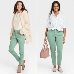 💛Universal Thread Green Midrise Skinny Jeans Size 4/27 Short